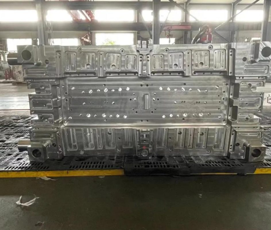 Cơ Khí Khuôn Mẫu Hiệp Thuận Phát